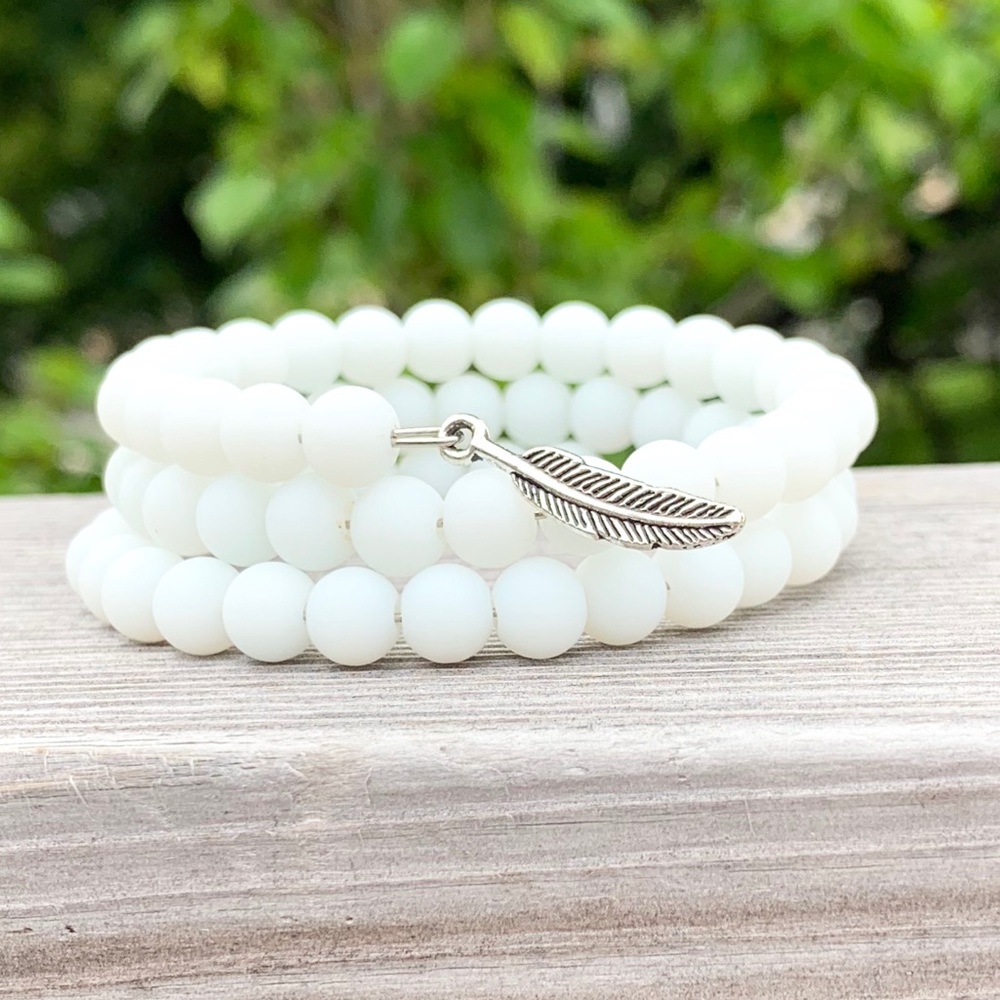 Angel’s Wings White Sea Bead Bracelet Feather